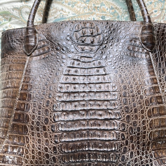W.H.Petronela genuine crocodile skin purse - Picture 4 of 8